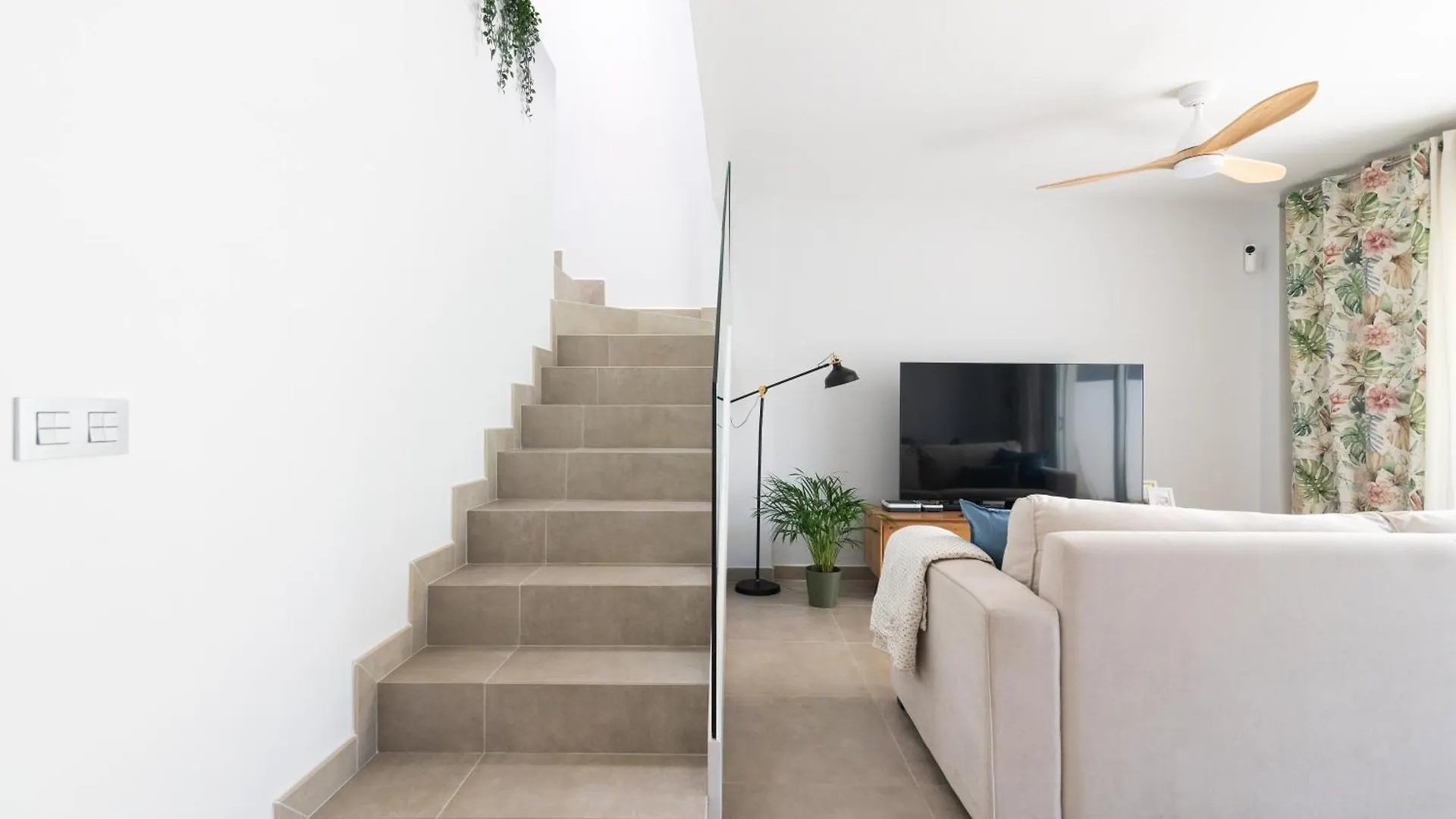 White Medano Apartment. New With Fast Wifi El Médano 0*,