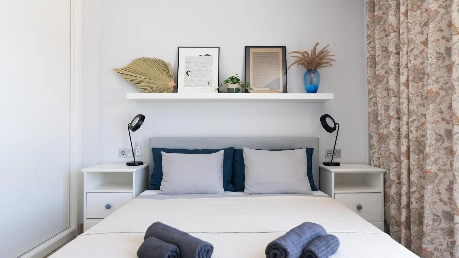بيت للعطل White Medano Apartment. New With Fast Wifi El Médano إسبانيا