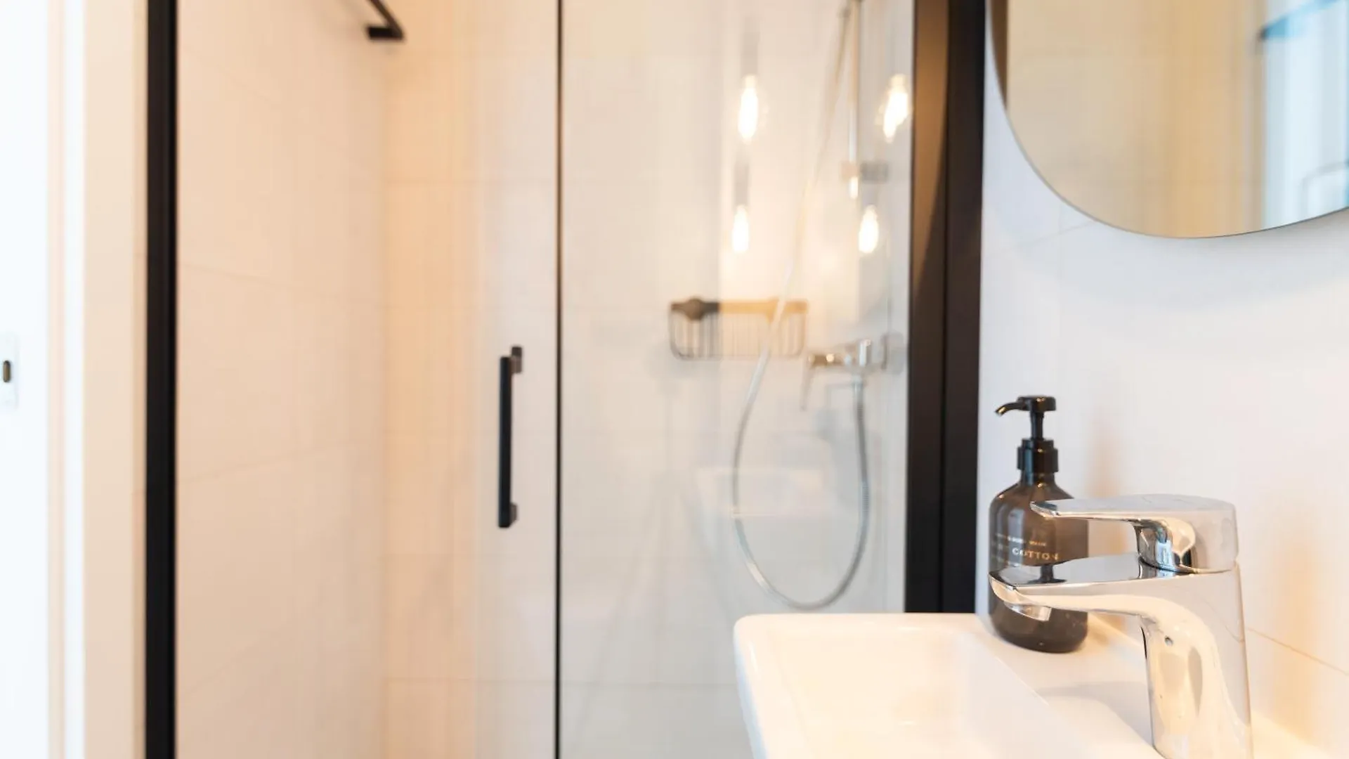 White Medano Apartment. New With Fast Wifi El Médano 0*,  إسبانيا