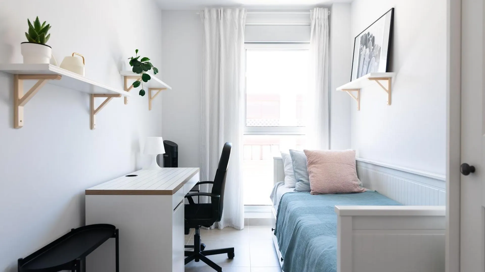 بيت للعطل White Medano Apartment. New With Fast Wifi El Médano إسبانيا