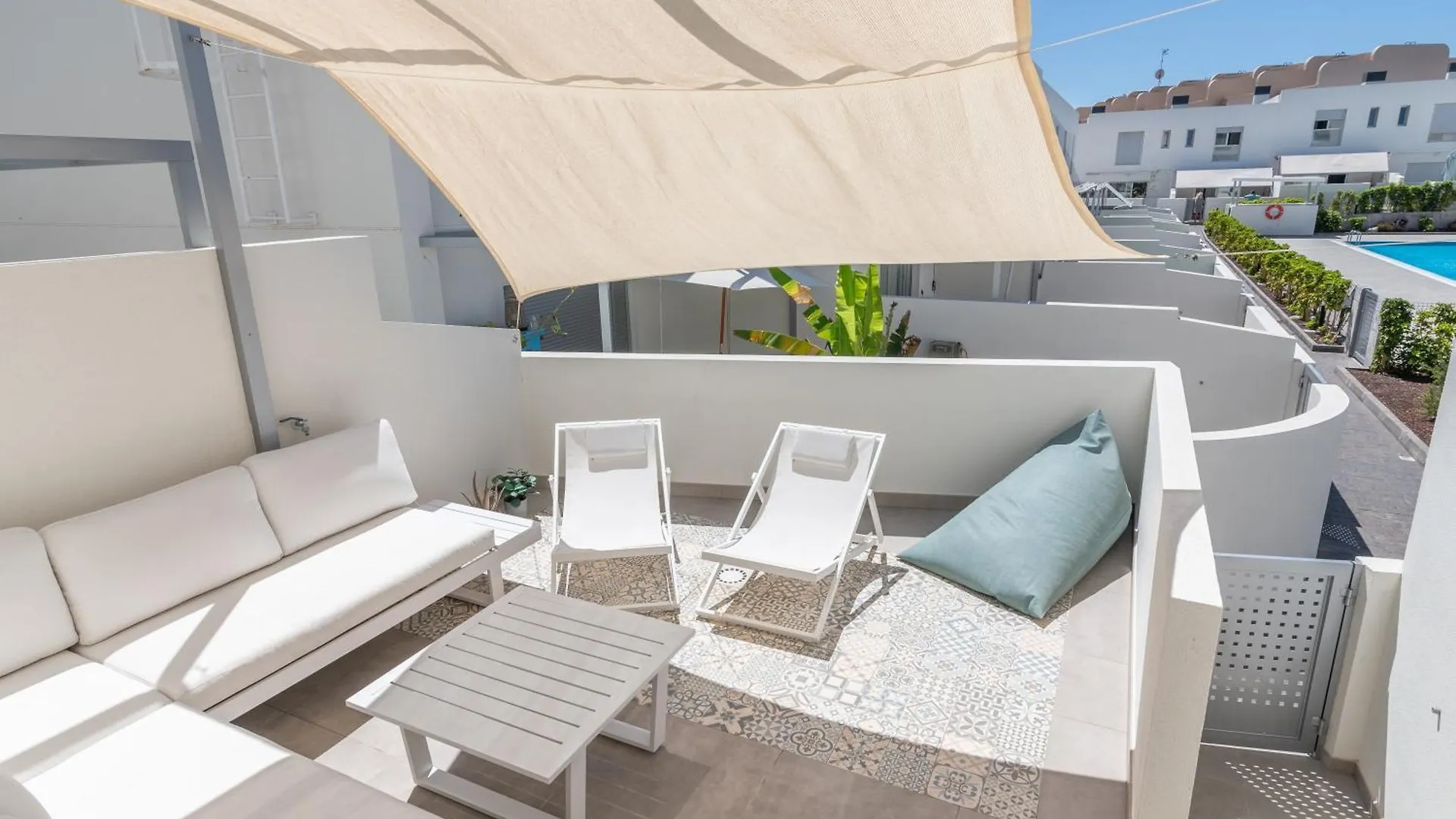 بيت للعطل White Medano Apartment. New With Fast Wifi El Médano إسبانيا